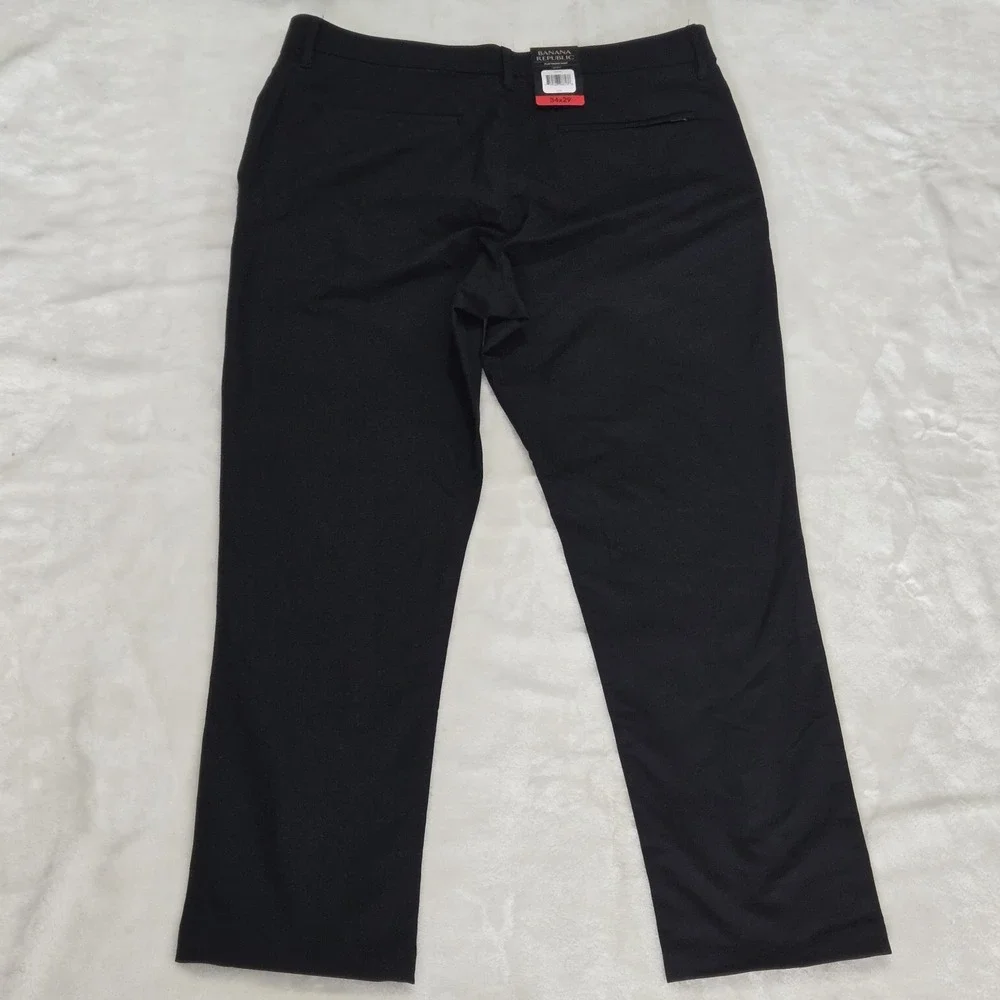 Banana Republic Men's Performance Golf Pants Black Flat Front 34x29 NWT